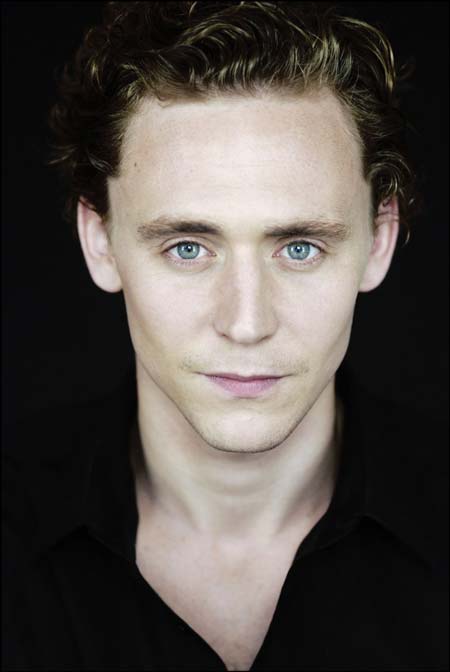 Tom Hiddleston - Wallpaper Actress